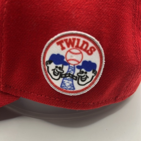 Minnesota Twins baseball hat - Picture 7 of 14